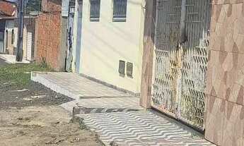 Imagem 3: Casa prox praça 2 de julho Amélia Rodrigues