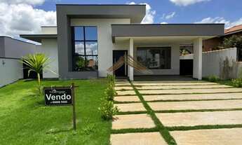 Imagem: Ninho verde 1, linda casa frente com asfalto