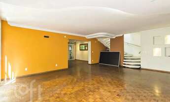 Imagem 2: Casa à venda em Vila Jardim com 870 m², 5 quartos, 4 suítes, 4 vagas