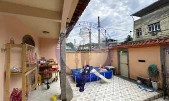 Imagem 2: Casa Nilópolis frente de rua linear