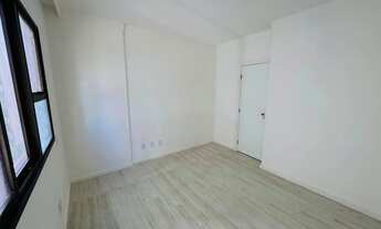 Imagem 7: Apartamento 3 Quartos, Distribuído Em 94M² E 1 Vaga De Garagem No Candeal. P86KHF