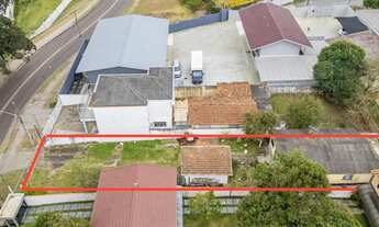 Imagem 2: Amplo terreno com 500 metros quadrados, para res., sobrados ou comercial no Bairro Alto, a