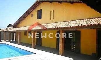 Imagem: Sobrado em Rua Raimundo Fidêncio - Balneario