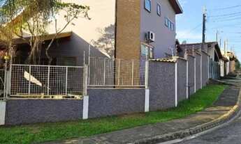 Imagem: Sobrado com 4 quartos à venda, 220 m²