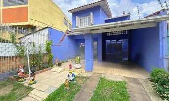 Imagem 5: Casa com 4 Quartos e 3 banheiros de 223 m², perto da PUC à venda por R$ 697.000