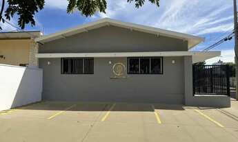 Imagem 2: Casa para alugar em Campinas, Taquaral, com 3 quartos, com 250 m²