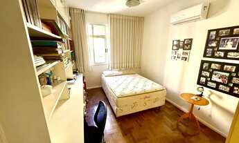 Imagem 7: OPORTUNIDADE: Lindo apartamento reformado 140 m, 3/4 + dependência, sala climat