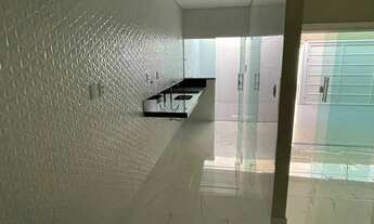 Imagem 3: Casa térrea, estrela dourada