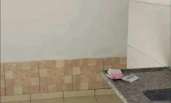 Imagem 2: Imóvel para venda tem 100 metros quadrados com 10 quartos