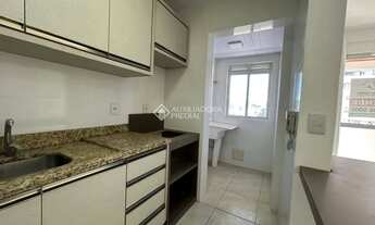 Imagem 2: Apartamento com suíte e sacada no bairro Pagani, em Palhoça