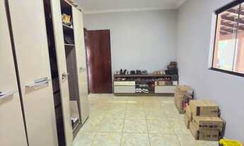 Imagem 6: OPORTUNIDADE ÚNICA! Linda casa na Av. buritis! 1000m²! Cond. Flor de Lis! 2 casas no lote!