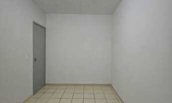 Imagem 4: Casa 3/4 reformada com condomínio fechado no Bairro Sim