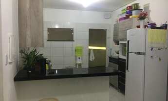 Imagem 6: Aluguel - Casa Térrea Espaçosa com Área