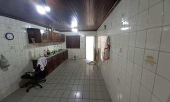 Imagem 5: Vendo Casarão com 2 Pavimentos, 5 Suítes no Umarizal