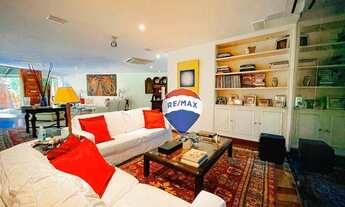 Imagem: Casa com 5 Quartos à venda, 990 m² por