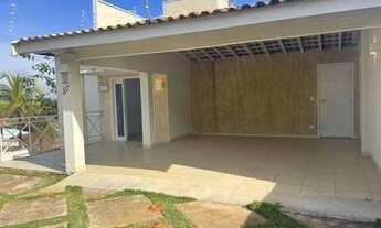 Imagem 5: Sobrado para venda possui 285 metros quadrados com 3 quartos em Centro - Águas de São Pedr