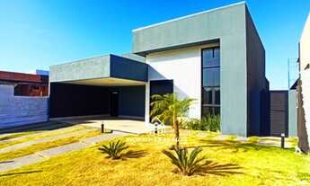 Imagem: Casa de condomínio térrea para venda tem