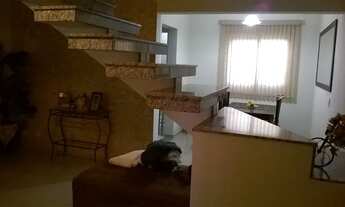 Imagem: SOBRADO 3 DORMS.(1 SUÍTE) E 2 VAGAS-80M²