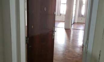 Imagem: ALUGA-SE kitchenete amplo (1 por andar)