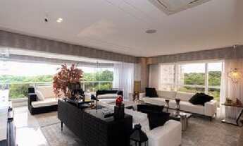 Imagem 2: Apartamento Mobiliado, 3 Suítes, 5 Vagas, 372m², Campo Comprido, Cozinha Gourmet com churr