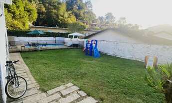 Imagem 5: Oportunidade Exclusiva em Nogueira - Casa de 4 quartos em Condomínio