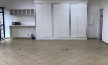 Imagem 5: Sala comercial com 80 m² De frente - Andar alto Garagem demarcada - Centro de Santos