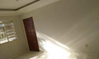 Imagem 2: Apartamento Térreo três quartos em iuna es