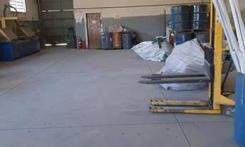 Imagem 4: Galpão/Depósito/Armazém para venda com 730 metros quadrados