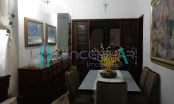 Imagem 5: Excelente casa no centro de Pains/MG, com suíte, garagem coberta e piscina