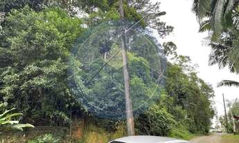 Imagem 5: Terreno com mais de 3.100 m² a venda no Bairro Glória em Joinville, o terreno possui uma á