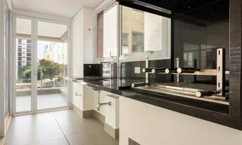 Imagem 2: Apartamento para venda possui 330 metros quadrados com 4 quartos em Itaim Bibi - São Paulo