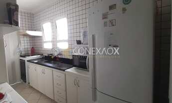 Imagem 4: Òtima localização com vários comércios na região. São 02 dormitórios rico em armários plan