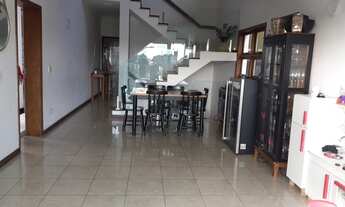 Imagem 7: Casa de condomínio sobrado para venda tem 395 metros quadrados com 3 quartos