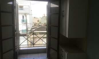 Imagem 3: Sobrado para Venda em Santo André, Vila Alzira, 3 dormitórios, 1 banheiro, 2 vagas