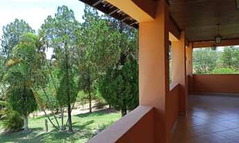 Imagem 2: Chácara para venda possui 150 metros quadrados com 3 quartos