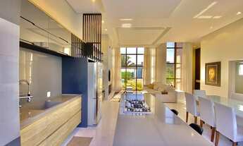 Imagem 7: Casa de condomínio para venda tem 190 metros quadrados com 4 quartos