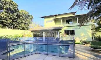 Imagem 2: Barra da Tijuca, excelente casa,5 quartos ( 3 suítes), amplo terreno excelente piscina,