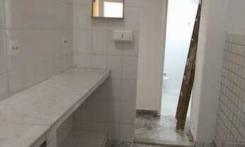 Imagem 5: Excelente ponto comercial/Loja/Box para aluguel possui 49 metros quadrados