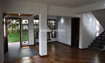 Imagem 5: Maravilhosa Casa à Venda em Condomínio Fechado no Alto do Capivari - Campos do Jordão/SP