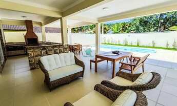 Imagem 2: Sobrado locação temporada 4 suítes com piscina em Condomínio Fechado