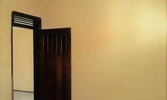 Imagem 5: Casa forrada com 2 quartos, sala, cozinha, um banheiro e quintal, em uma excelente localiz