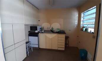 Imagem 6: Casa térrea, próxima a Avenida Direitos Humanos com 159 m de área construída e 10 x 50 m