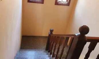 Imagem 3: Casa para venda tem 360 metros quadrados com 5 quartos em Piratininga - Niterói - RJ