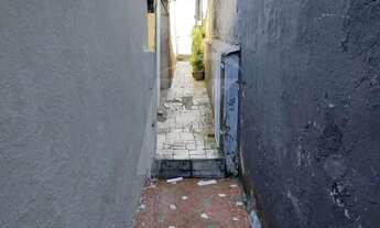 Imagem 2: Casa com 1 quarto, sala, cozinha, banheiro, área de serviço