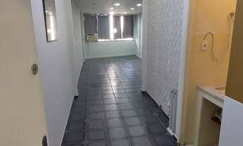 Imagem 2: Imóvel comercial para aluguel tem 21 metros quadrados com 1 quarto