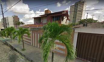 Imagem: Aluga-se Casa de Rua Pública 4/4, Nova