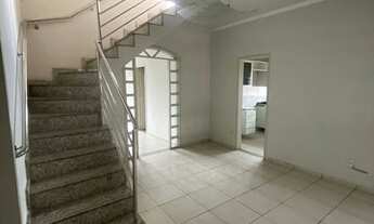 Imagem 5: Casa estilo colonial no Camargos Excelente Localização