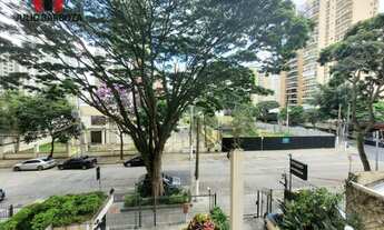 Imagem 1: Apartamento em Moema pássaros, modernizado, ao lado do metrô Moema