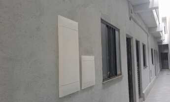 Imagem 1: Alugue um Studio de 18m² com Quarto, Cozinha e Sala Integrados na Rocha, Rio de Janeiro