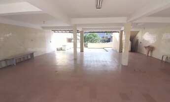 Imagem 2: Casa Vazia 300m² 2 quartos 4 vagas centro do pechincha com terreno para expansão